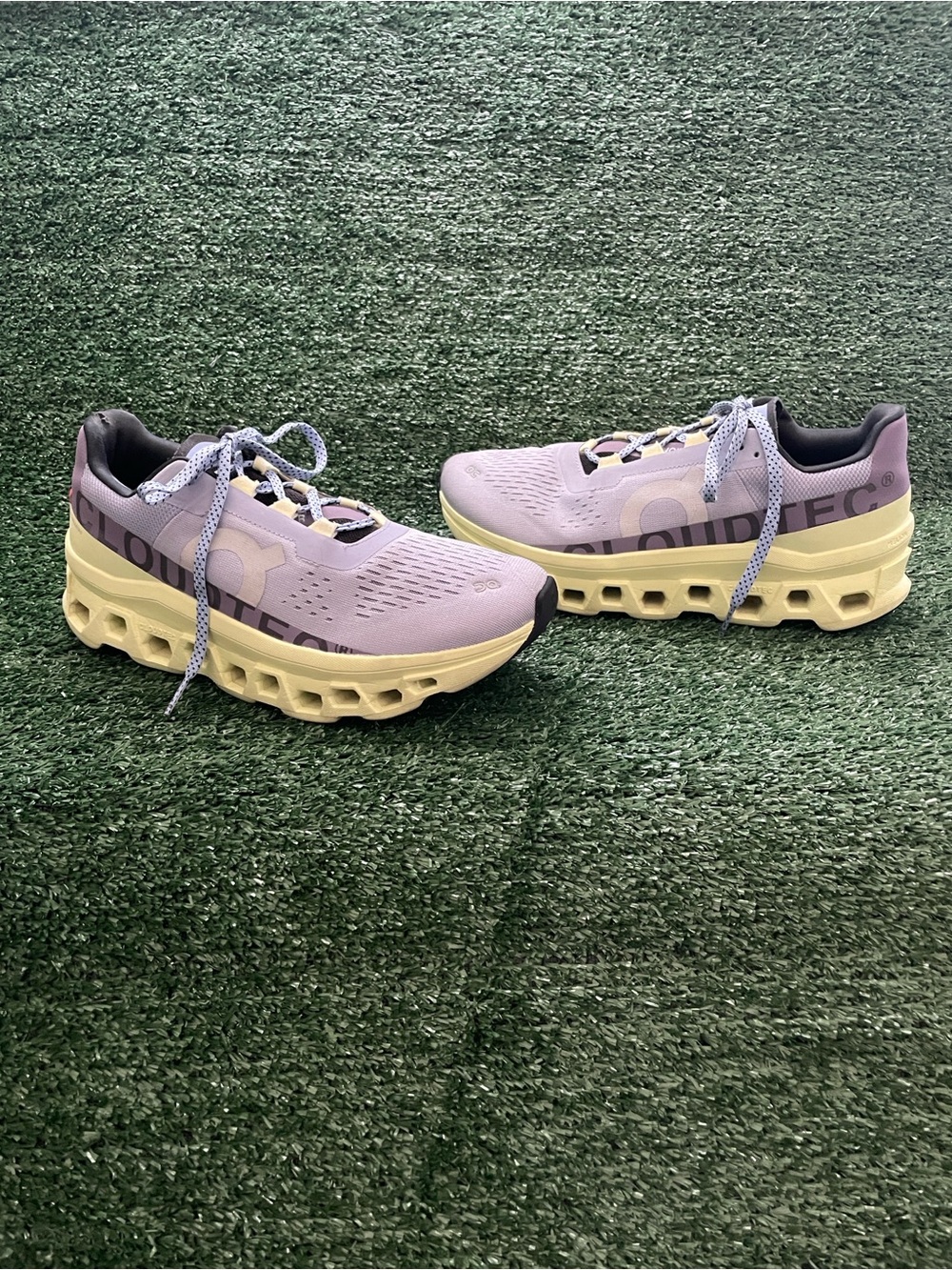 On Running Women's Cloudmonster Sneakers - Nimbus Blue & Hay Green size 10